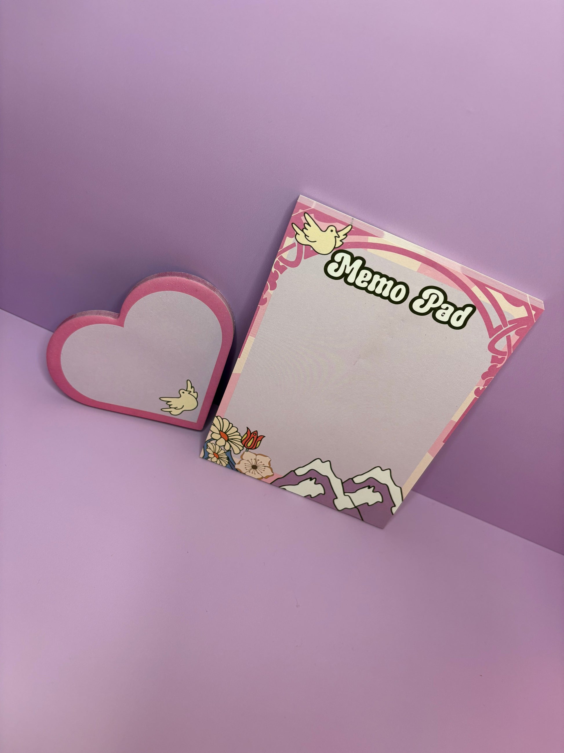 Breathe & Bloom notepad set with A6 memo pad and heart-shaped sticky notes in pastel colors and retro floral design